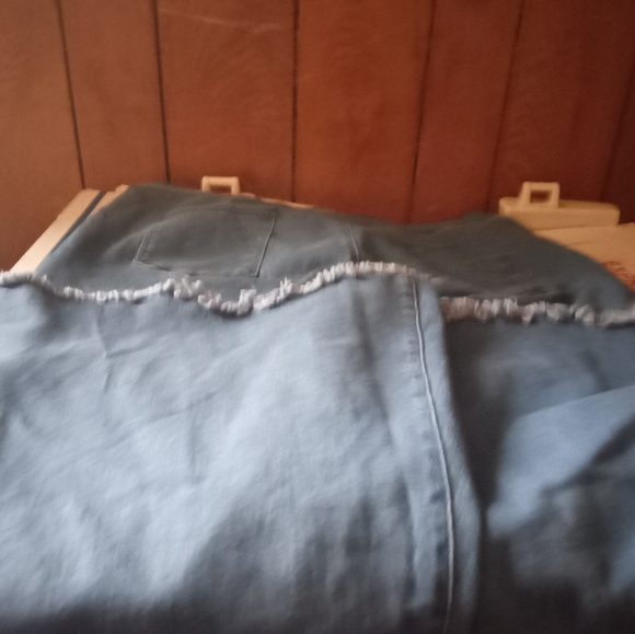 Oldie Blue Jeans - Picture 2 of 3